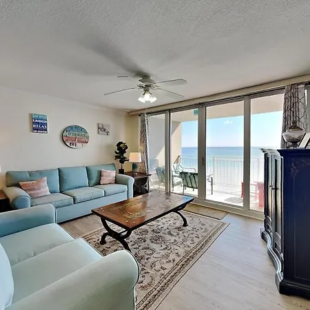 Emerald Beach 630